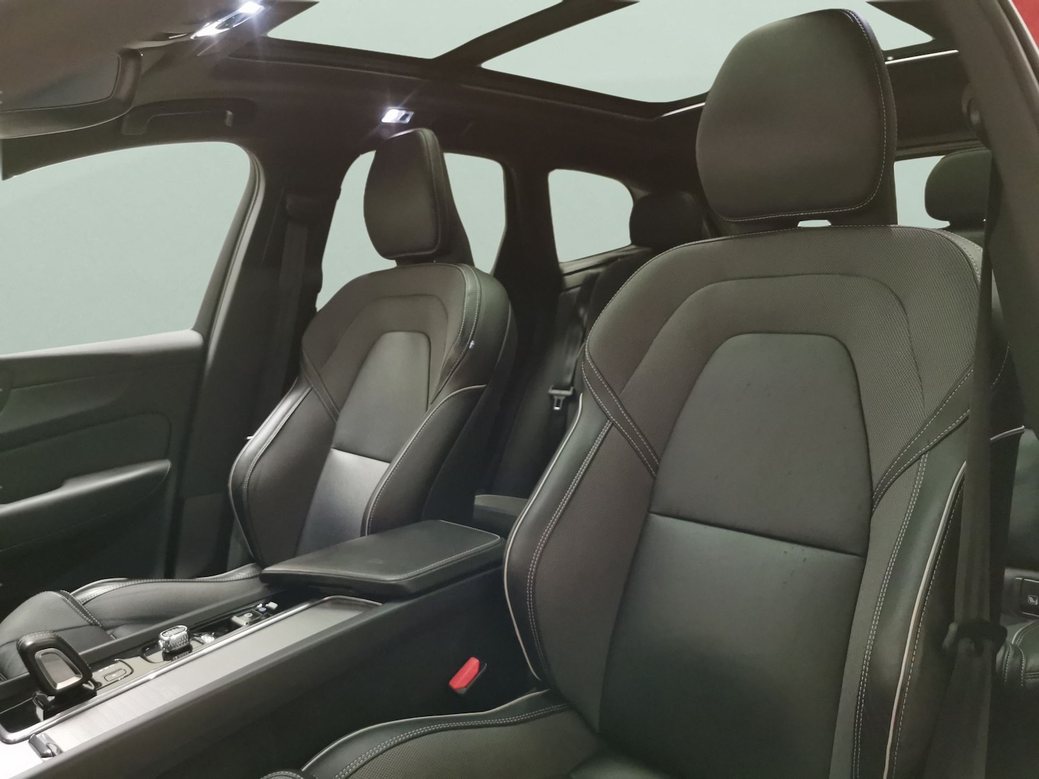 Used Volvo XC60 2021 for sale - 76704114: Photo 15