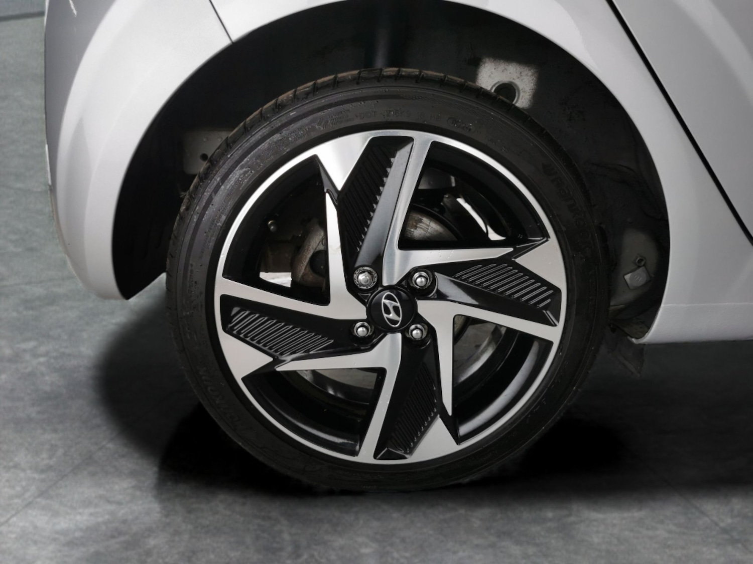 Used Hyundai i10 2022 for sale - 76587372: Photo 24