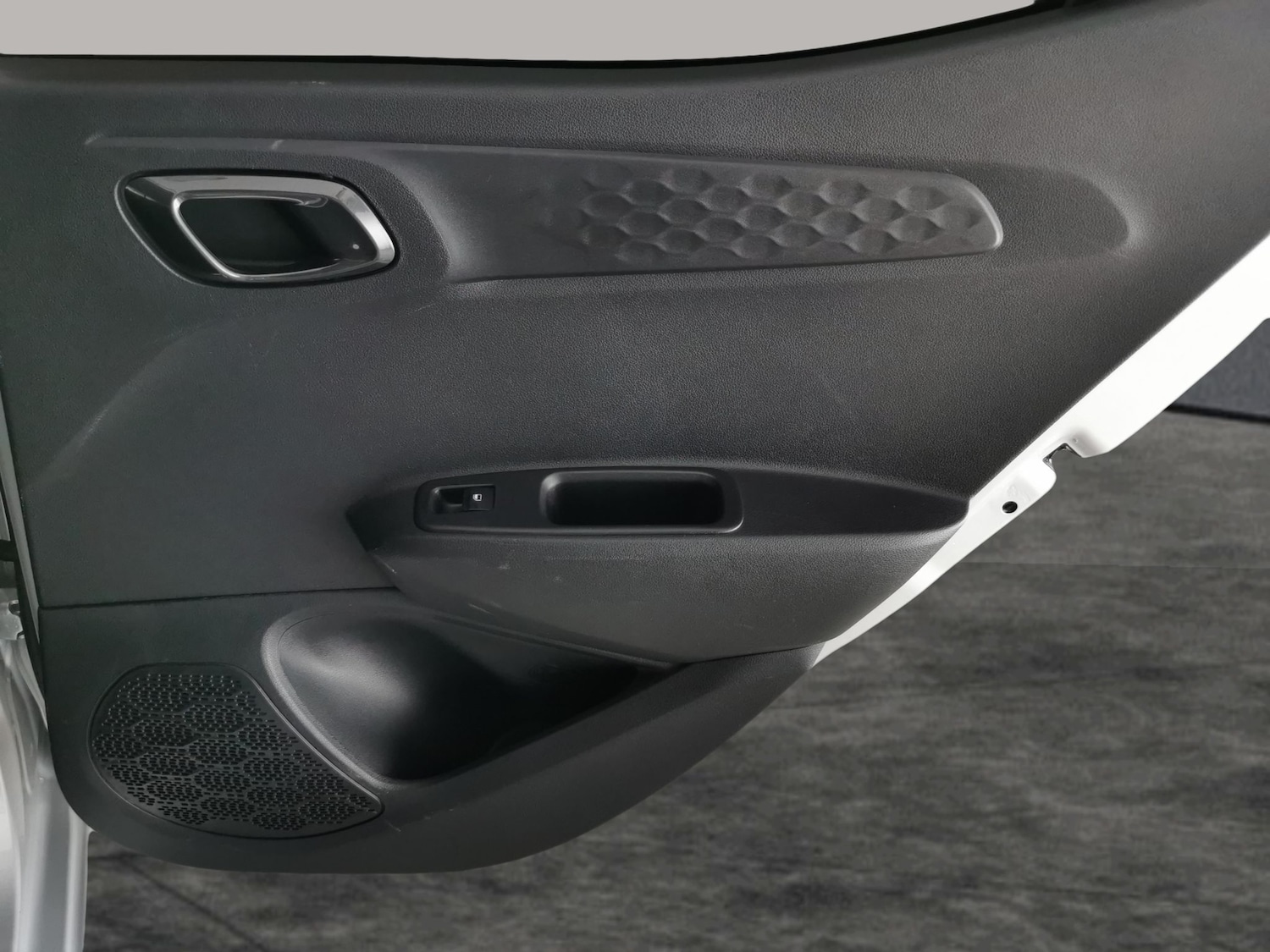 Used Hyundai i10 2022 for sale - 76587372: Photo 28