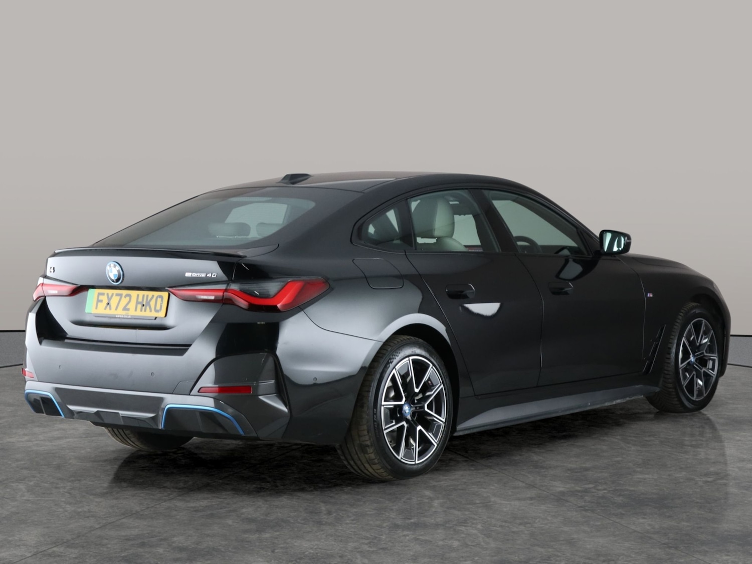 Used BMW i4 2022 for sale - 76452543: Photo 16