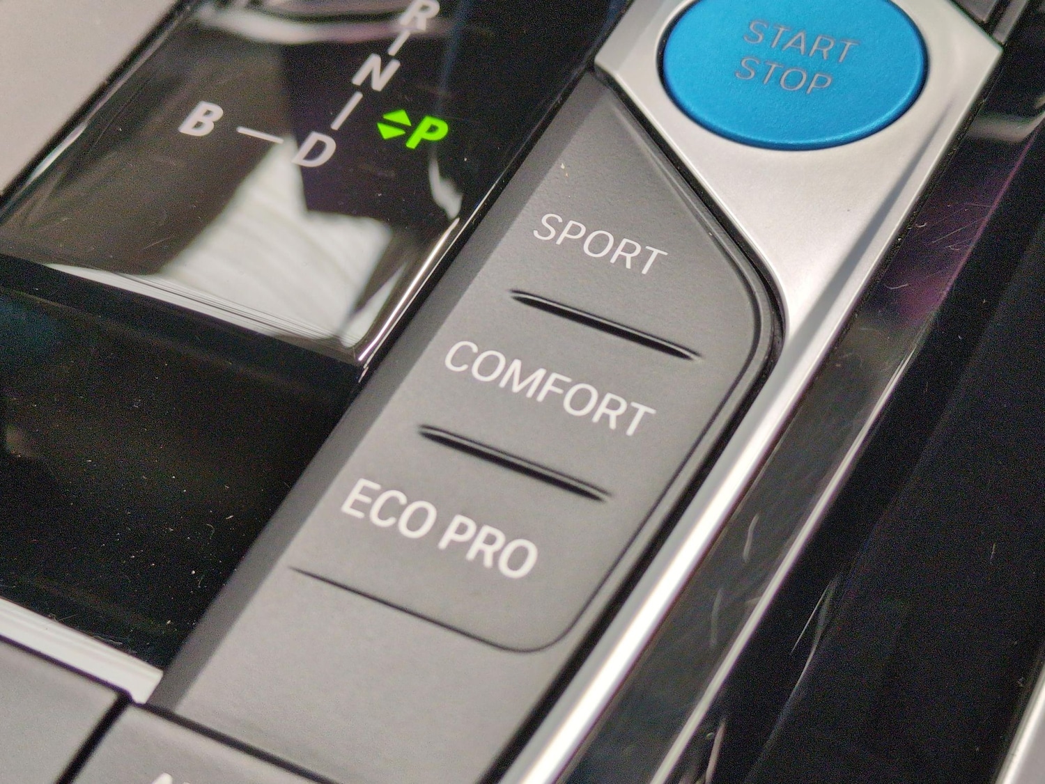 Used BMW i4 2022 for sale - 76452543: Photo 24