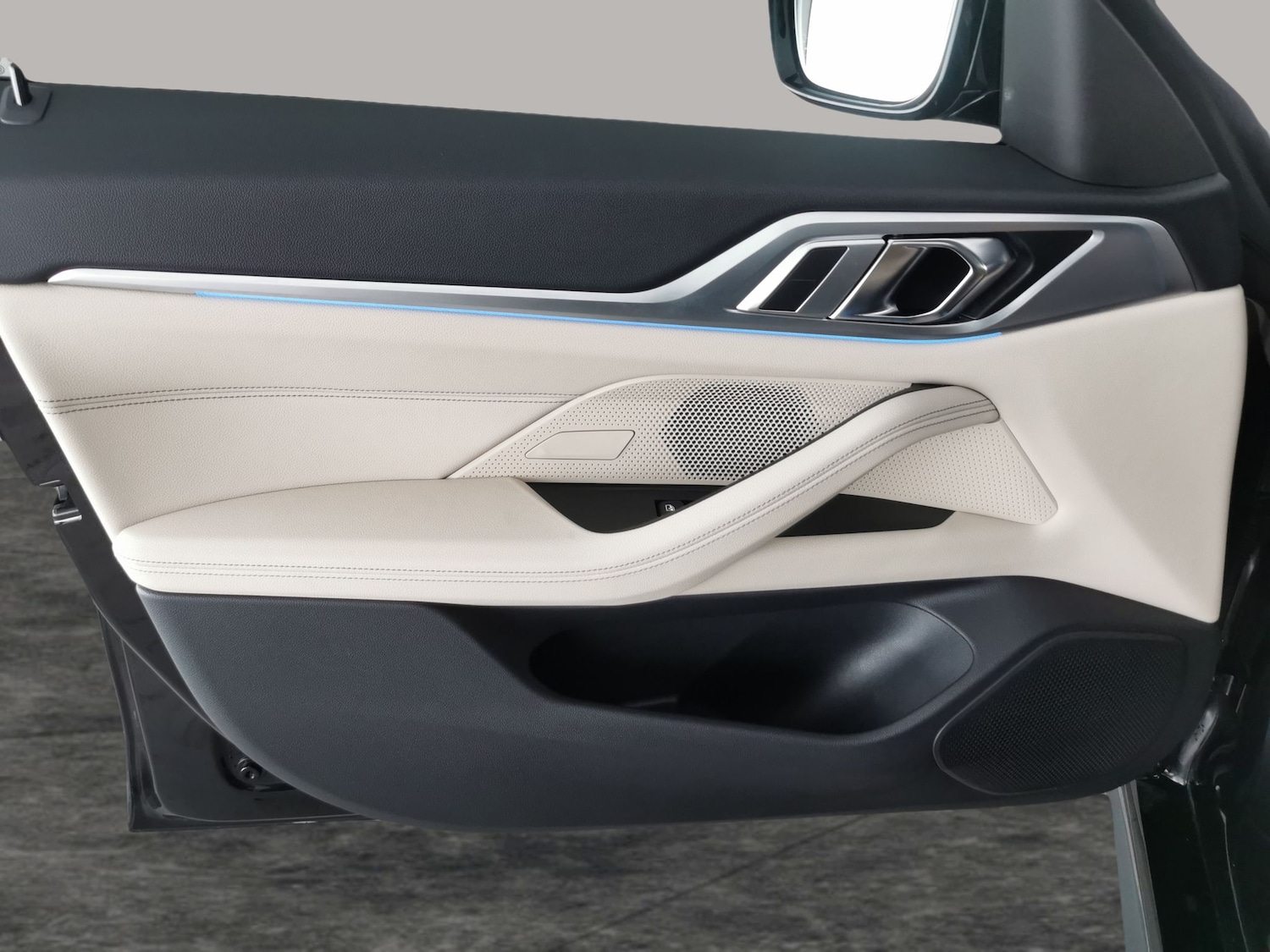 Used BMW i4 2022 for sale - 76452543: Photo 36