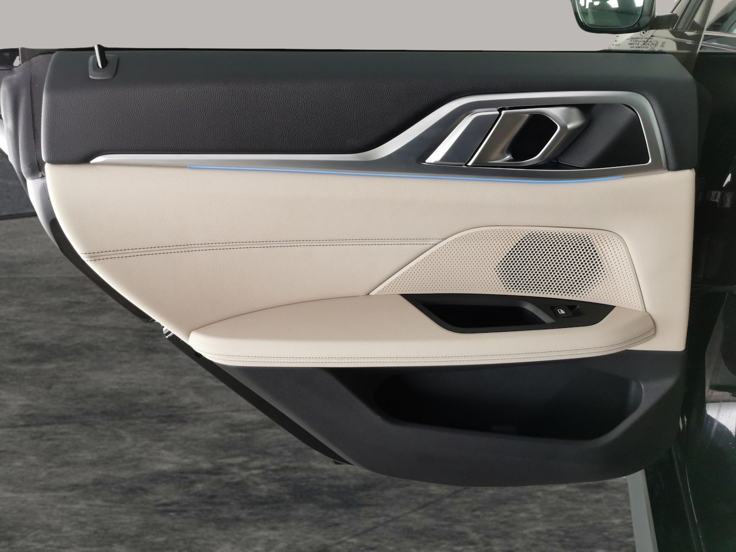 Used BMW i4 2022 for sale - 76452543: Photo 37