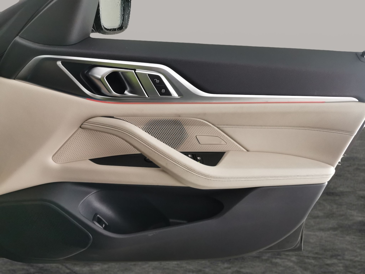 Used BMW i4 2022 for sale - 76452543: Photo 39