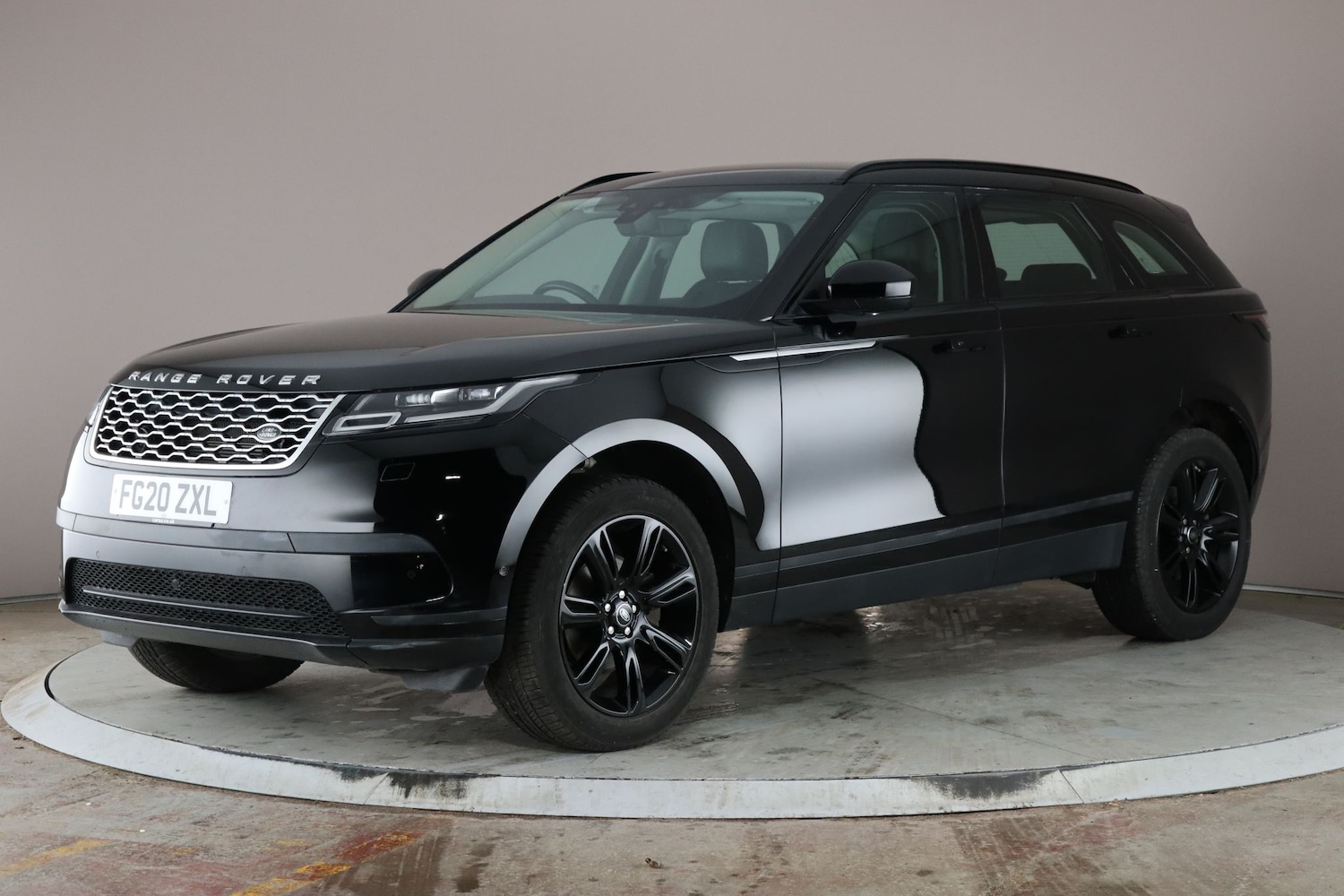 Used Land Rover Range Rover Velar 2020 for sale - 76477619: Photo 1