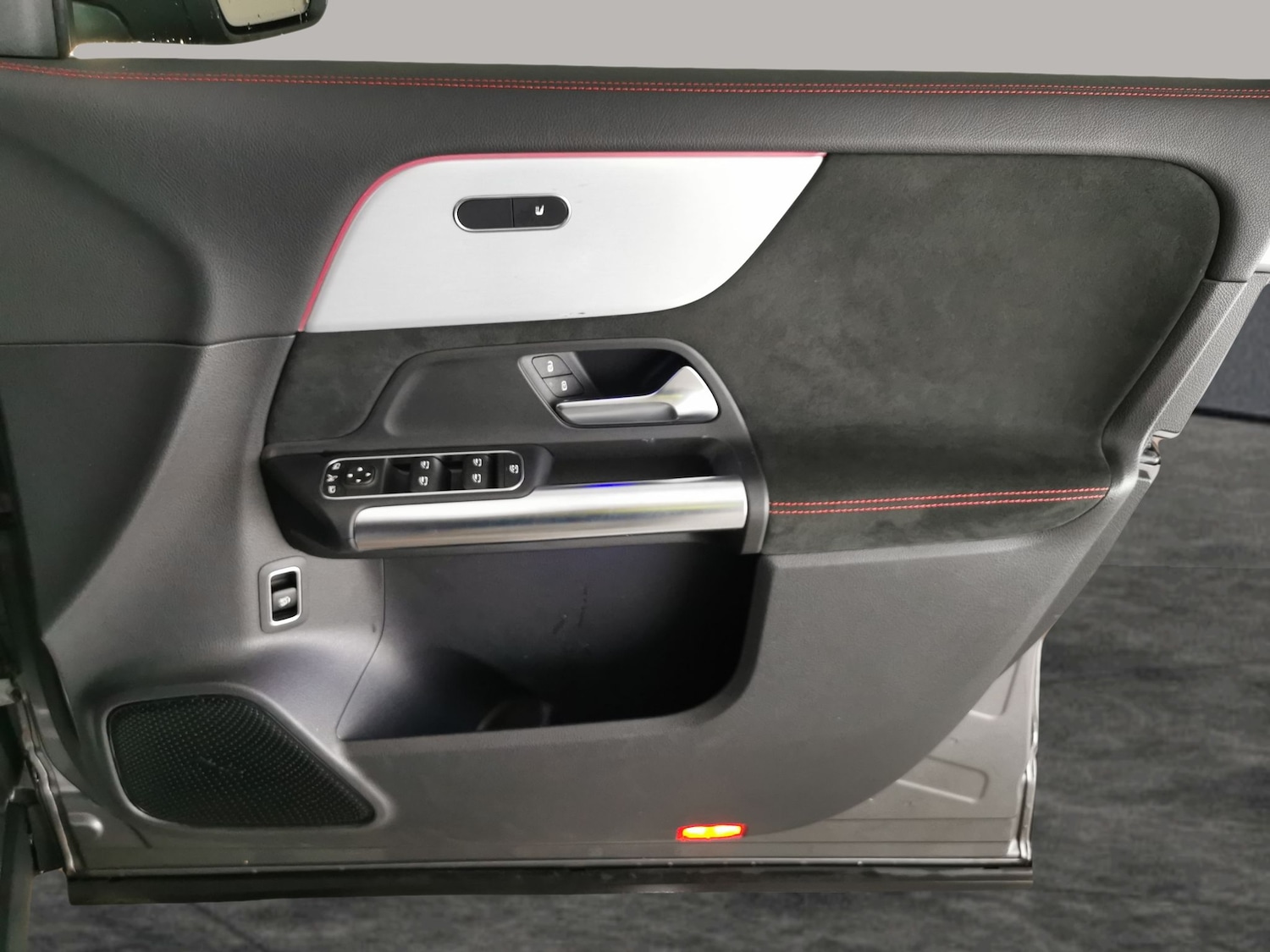 Used Mercedes-Benz EQA for sale - 77475439: Photo 32