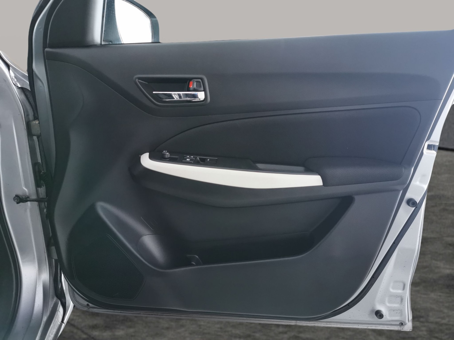 Used Suzuki Swift 2021 for sale - 77393770: Photo 24