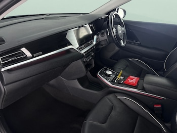 Used Kia Niro 2021 for sale - 76940360: Photo