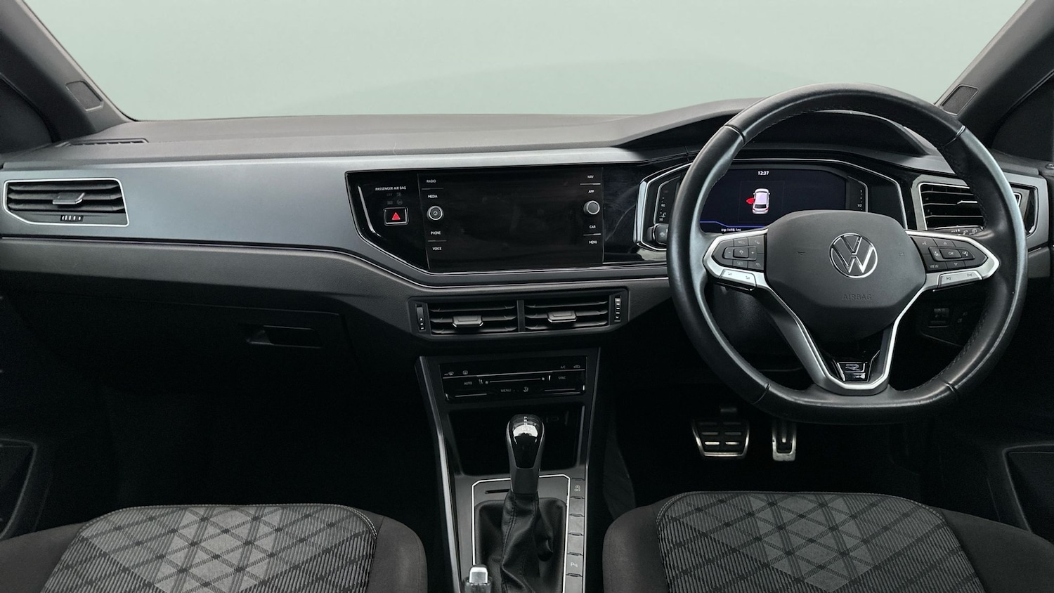 Used Volkswagen Polo 2024 for sale - 77378947: Photo 14