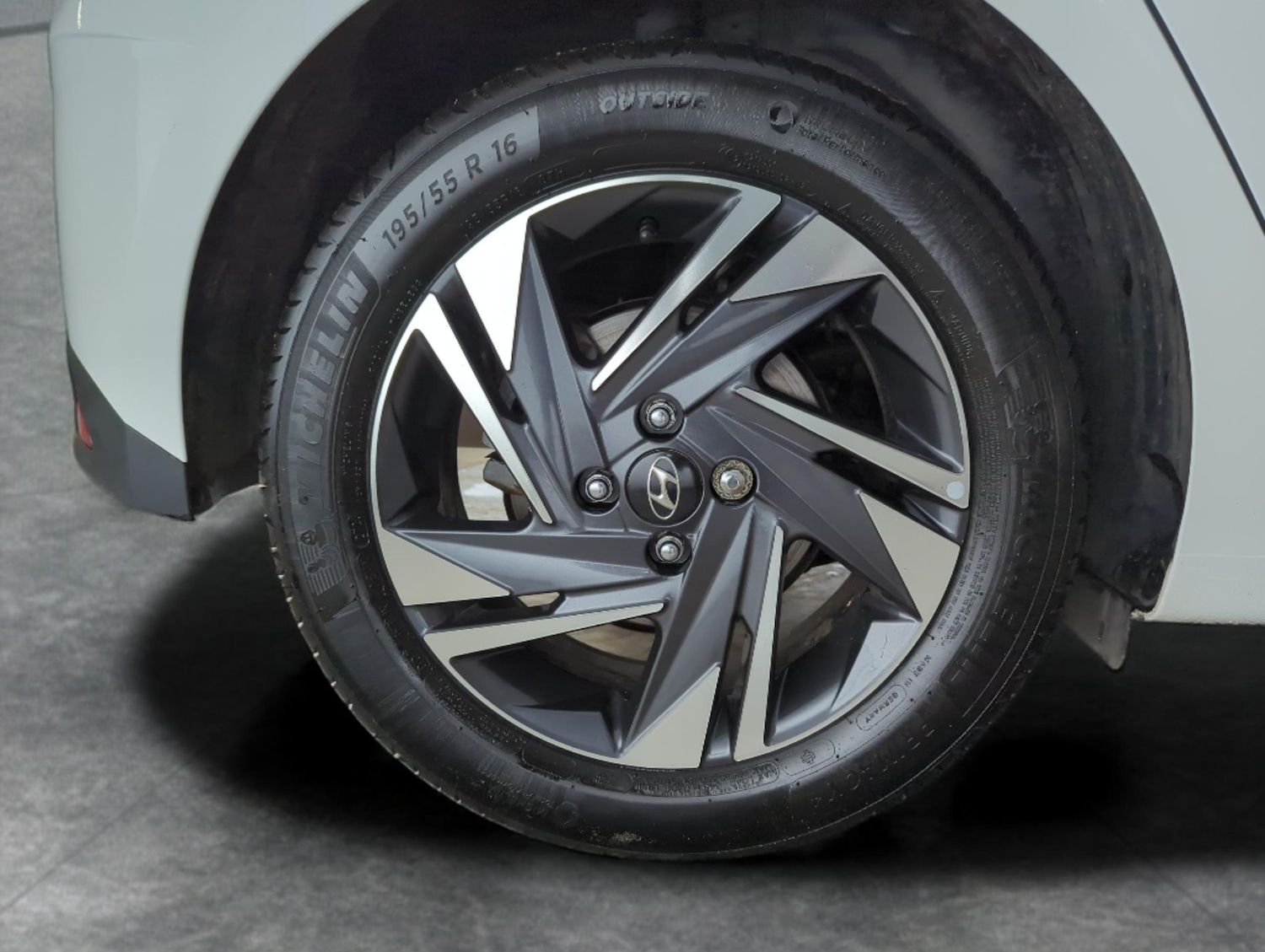 Used Hyundai i20 2022 for sale - 78001025: Photo 25