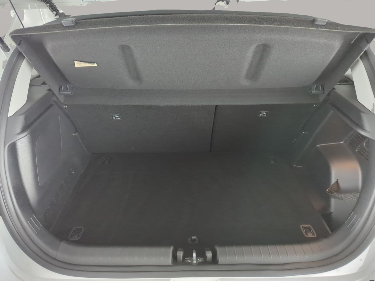 Used Hyundai i20 2022 for sale - 78001025: Photo 33