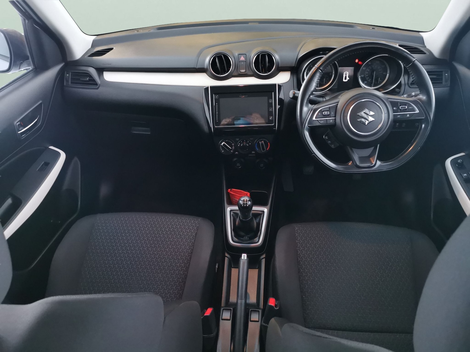 Used Suzuki Swift for sale - 77298052: Photo 6