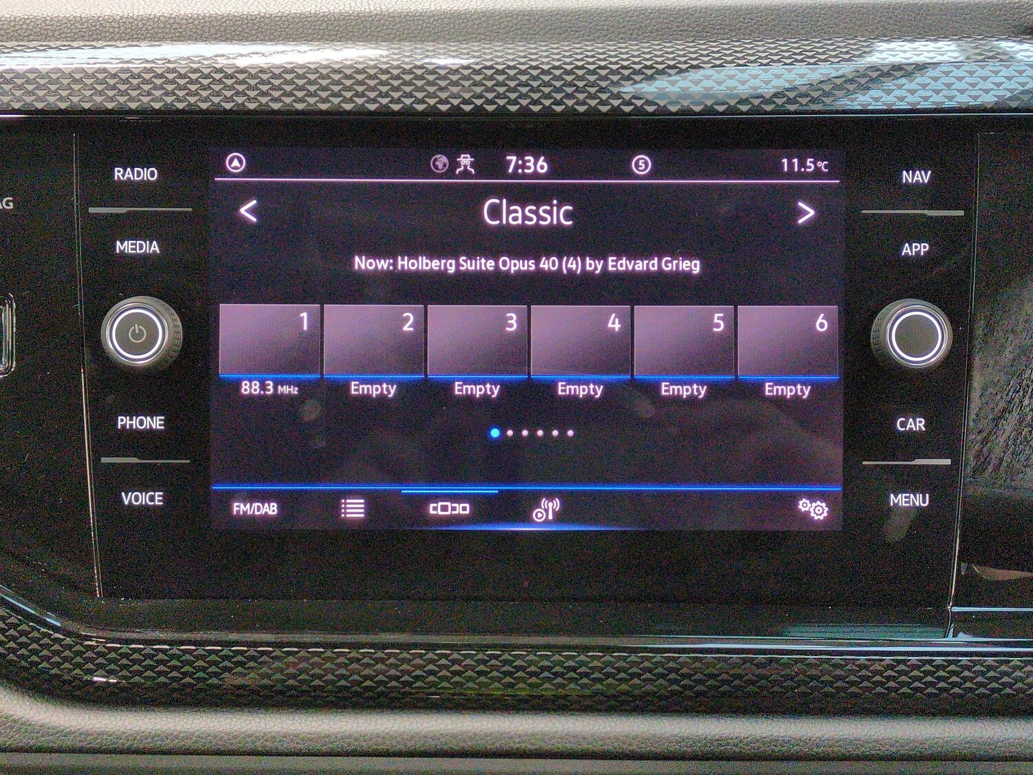 Used Volkswagen Polo 2023 for sale - 76636371: Photo 5