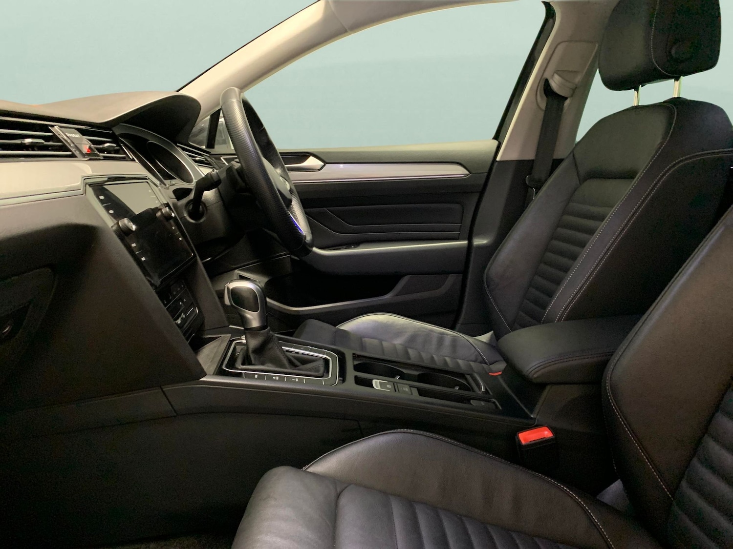 Used Volkswagen Passat 2023 for sale - 77802982: Photo 4