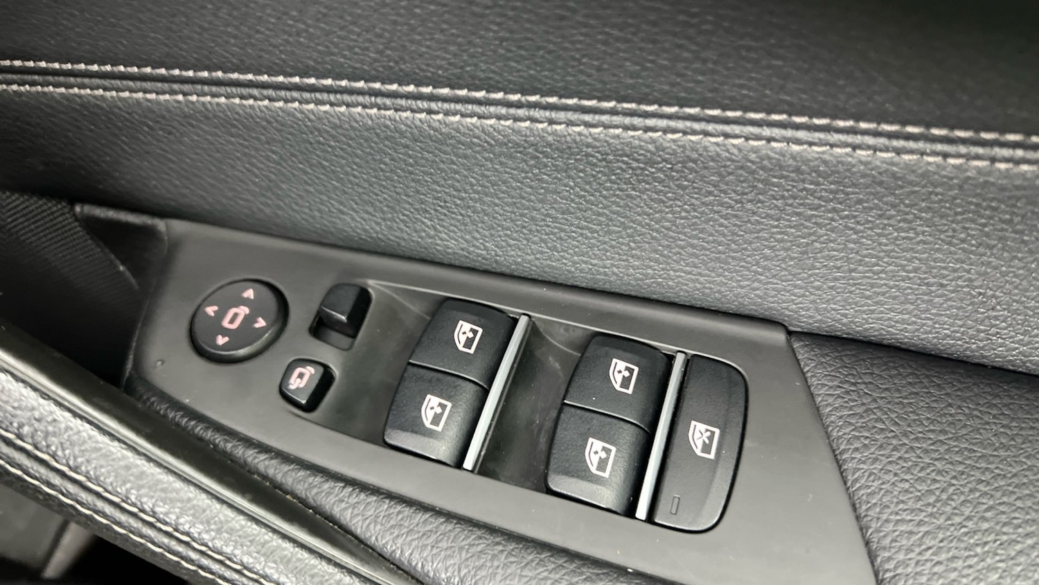 Used BMW 5 Series 2022 for sale - 78028362: Photo 25