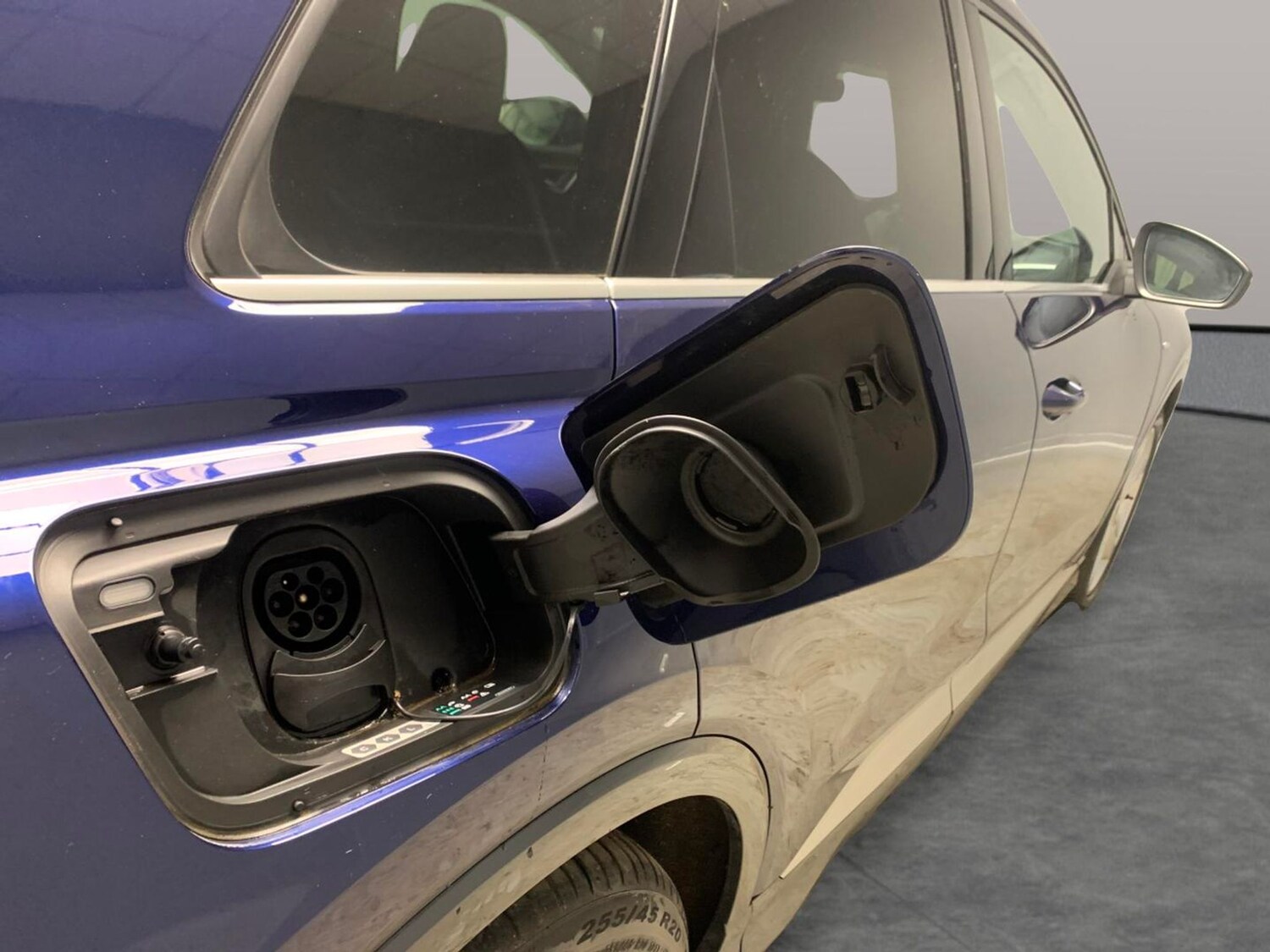 Used Audi Q4 e-tron 2023 for sale - 77674250: Photo 28