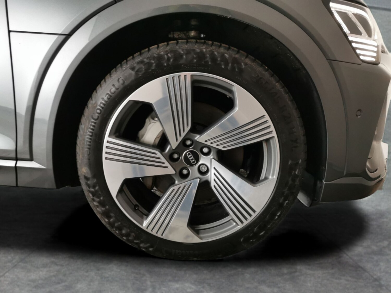 Used Audi e-tron for sale - 77543109: Photo 32