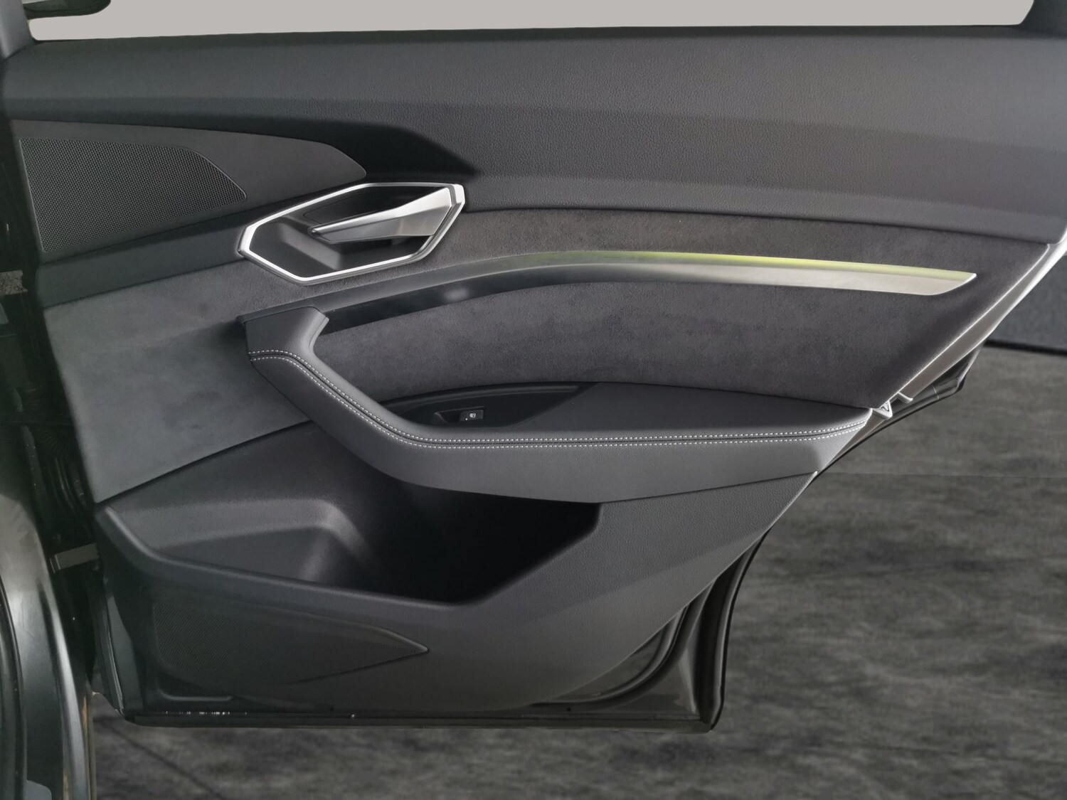 Used Audi e-tron for sale - 77543109: Photo 37