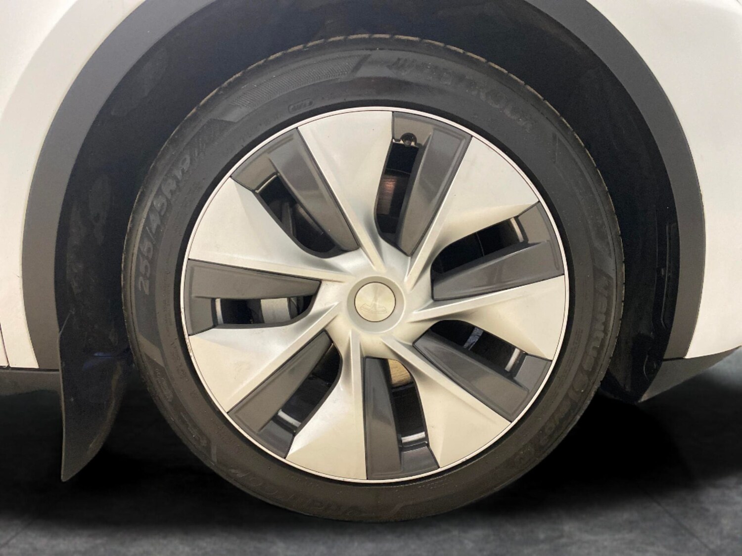 Used Tesla Model Y 2023 for sale - 78122574: Photo 24