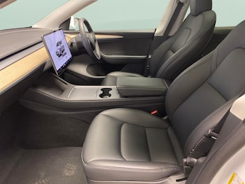 Used Tesla Model Y 2023 for sale - 78122574: Photo