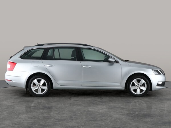 Used Skoda Octavia 2020 for sale - 76209789: Photo 11