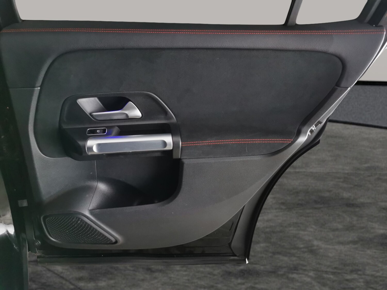 Used Mercedes-Benz GLB 2022 for sale - 77674275: Photo 30