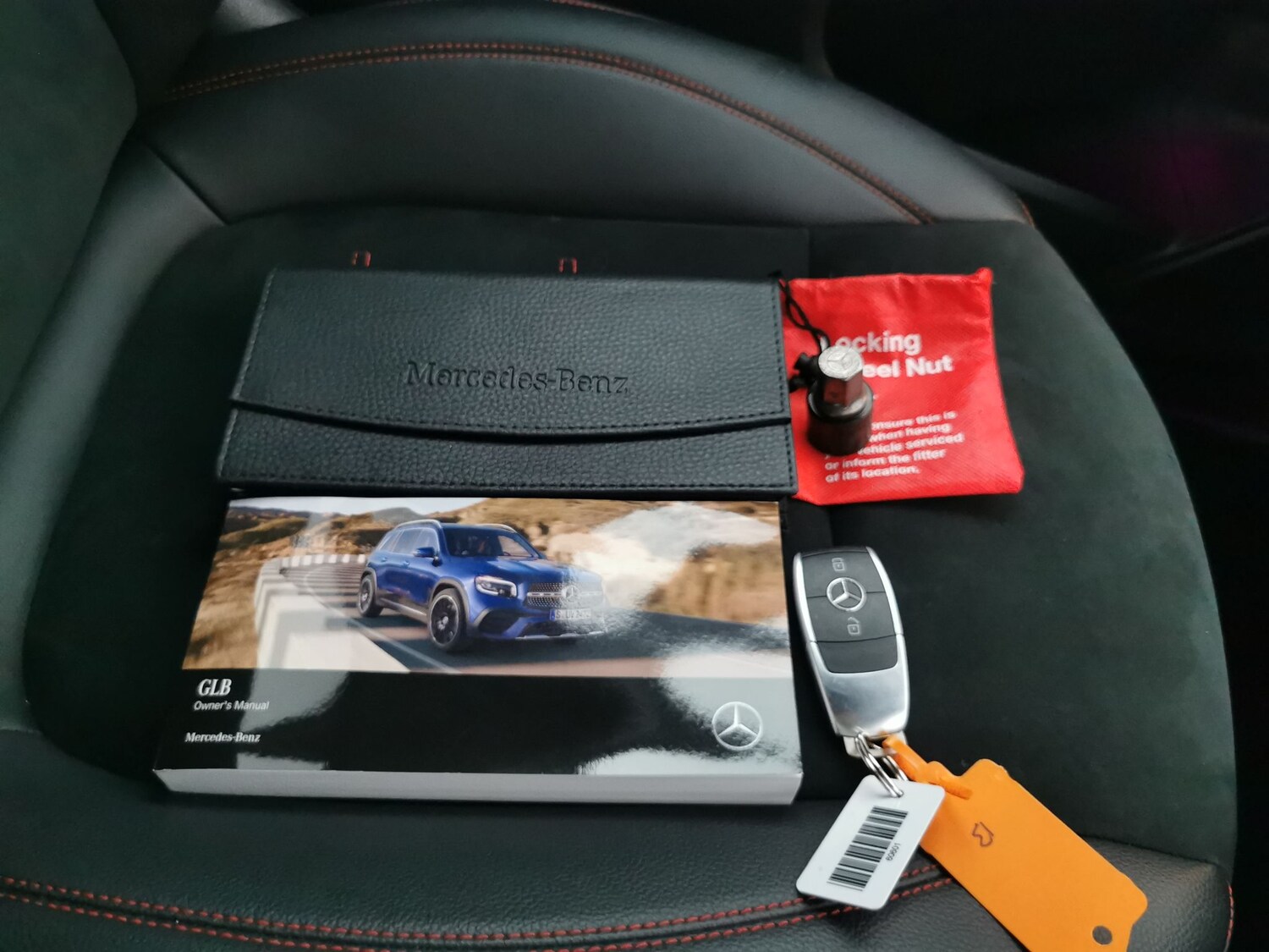 Used Mercedes-Benz GLB 2022 for sale - 77674275: Photo 32