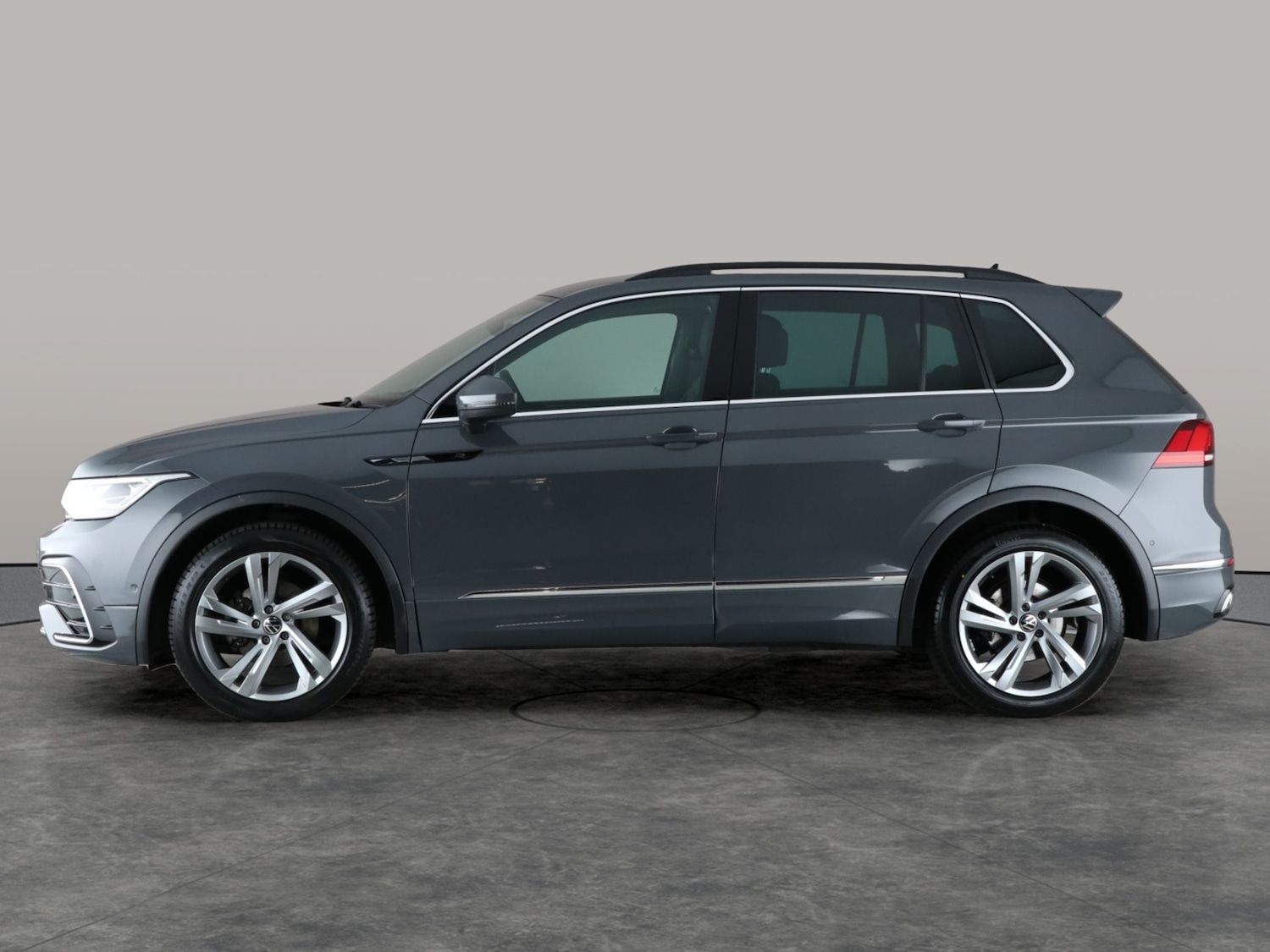 Used Volkswagen Tiguan 2022 for sale - 76669387: Photo 12