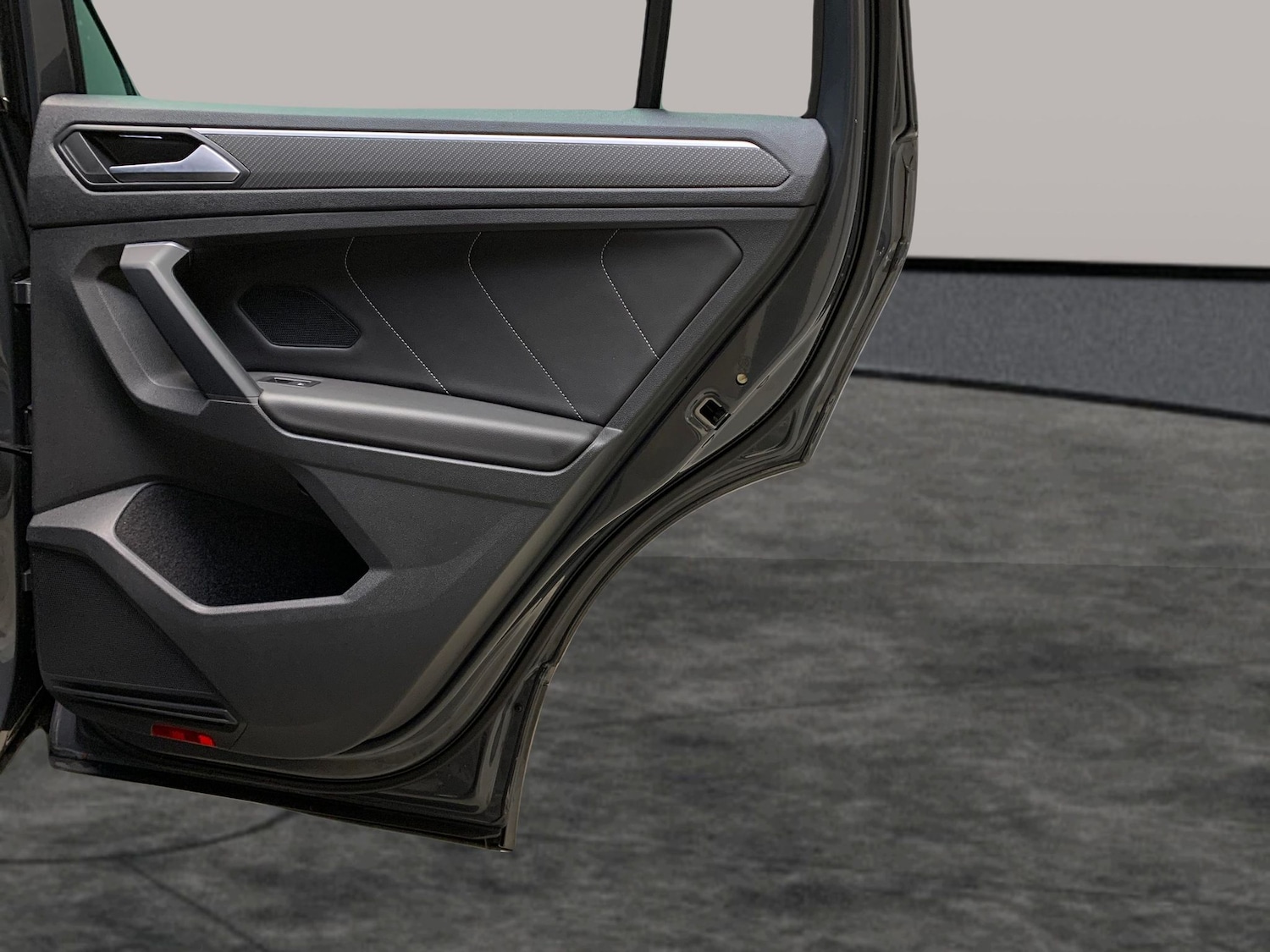 Used Volkswagen Tiguan 2022 for sale - 76669387: Photo 29