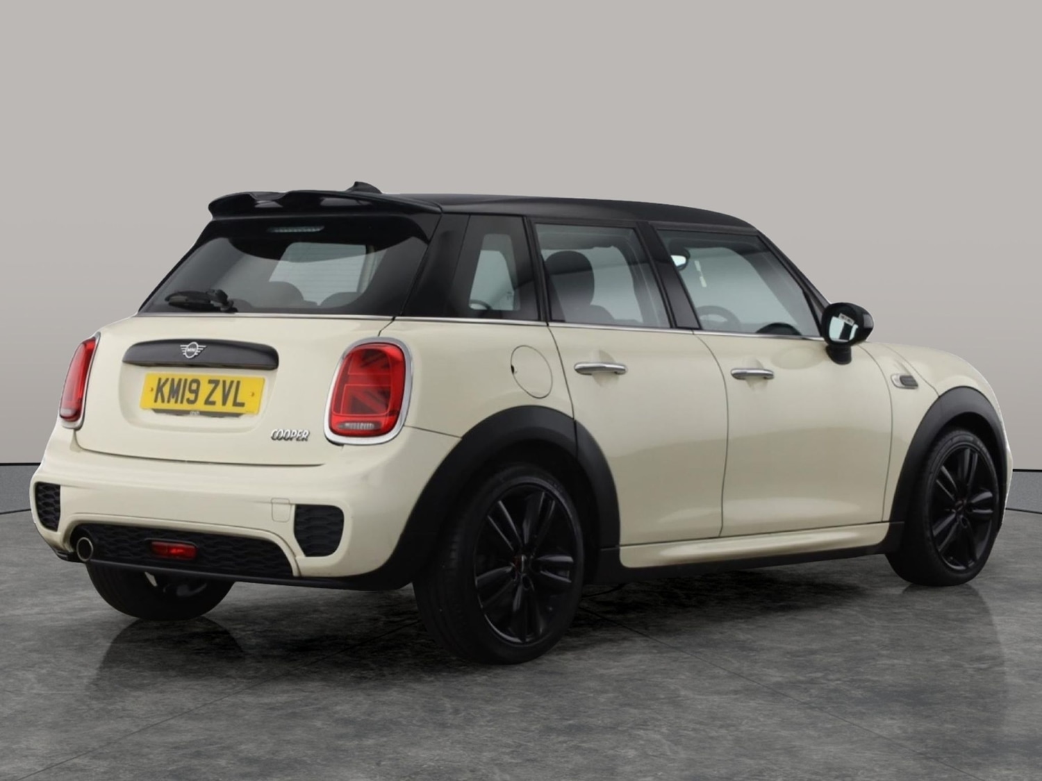 Used MINI Hatch 2019 for sale - 78218589: Photo 6