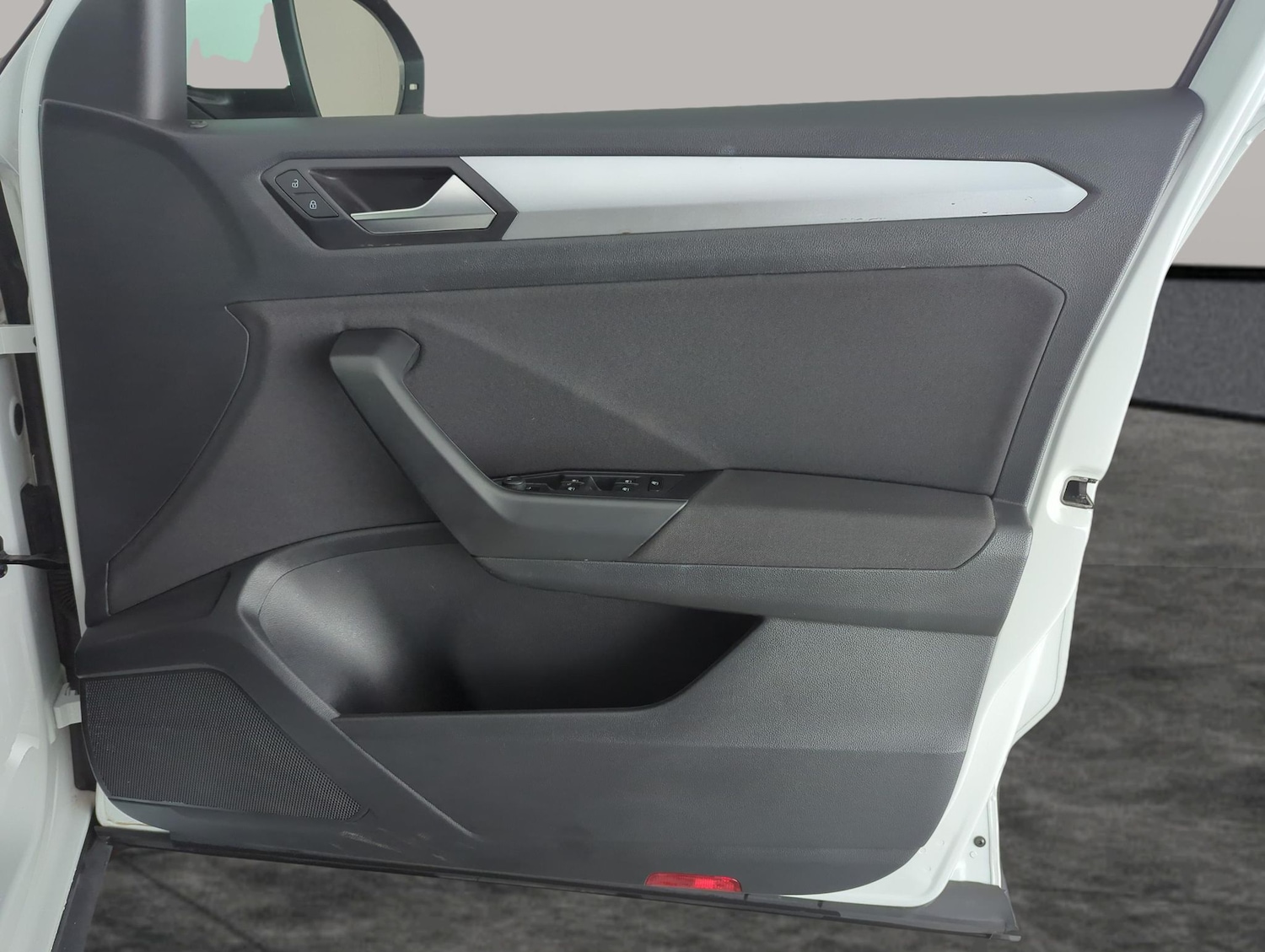 Used Volkswagen T-Roc 2022 for sale - 77691262: Photo 29