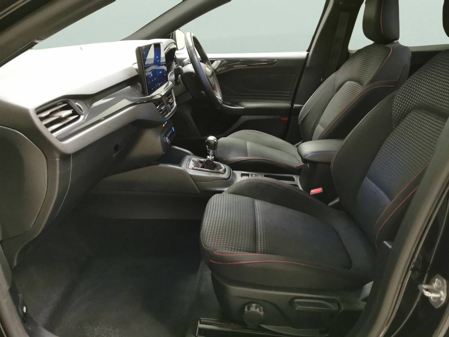 Used Ford Focus 2023 for sale - 76626409: Photo 4