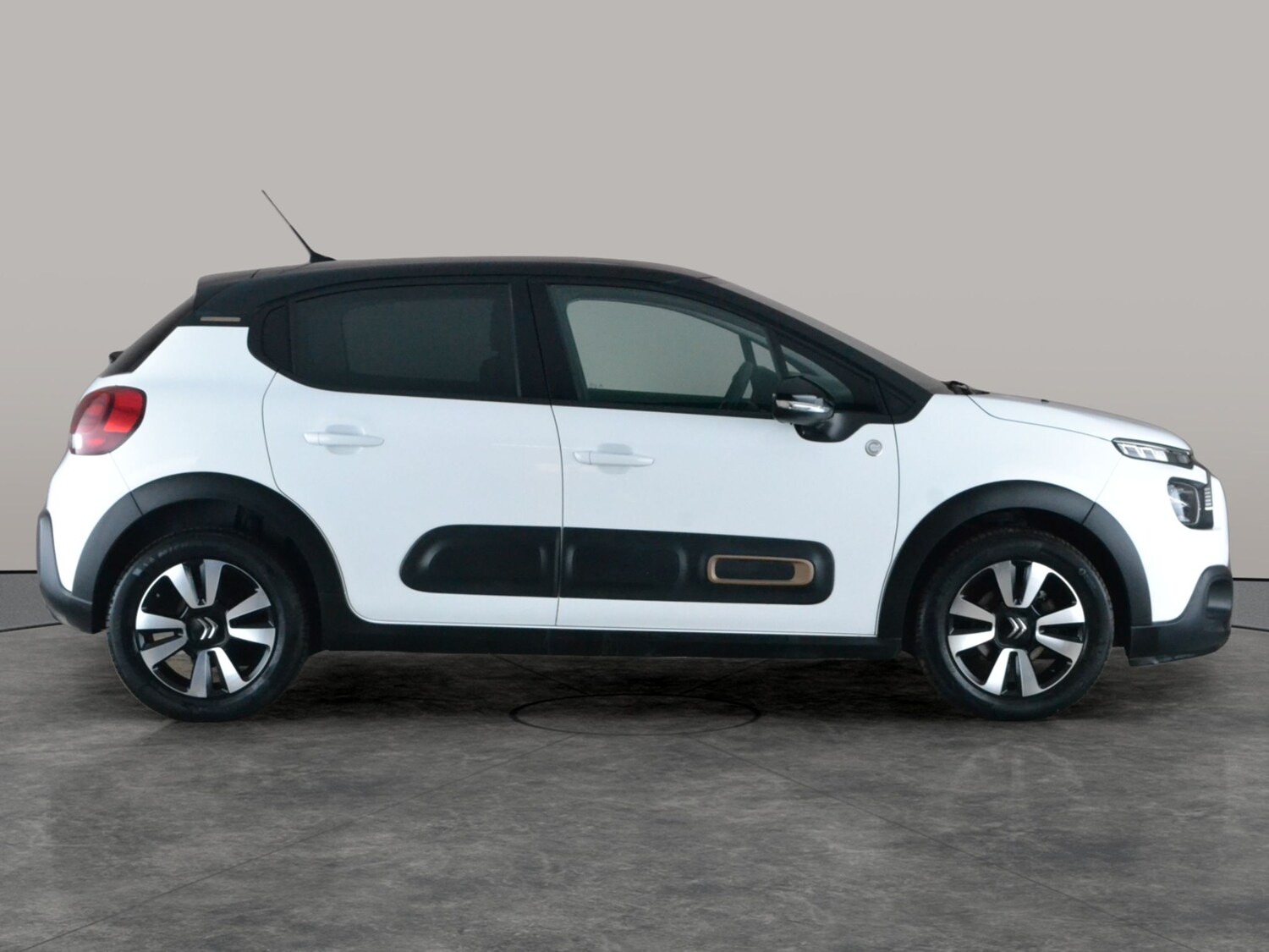 Used Citroen C3 2023 for sale - 78142130: Photo 8