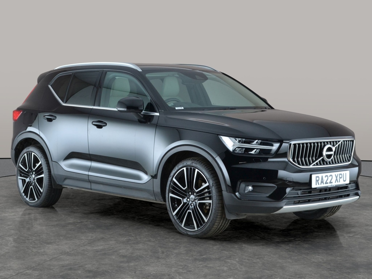 Used Volvo XC40 2022 for sale - 77100641: Photo 10
