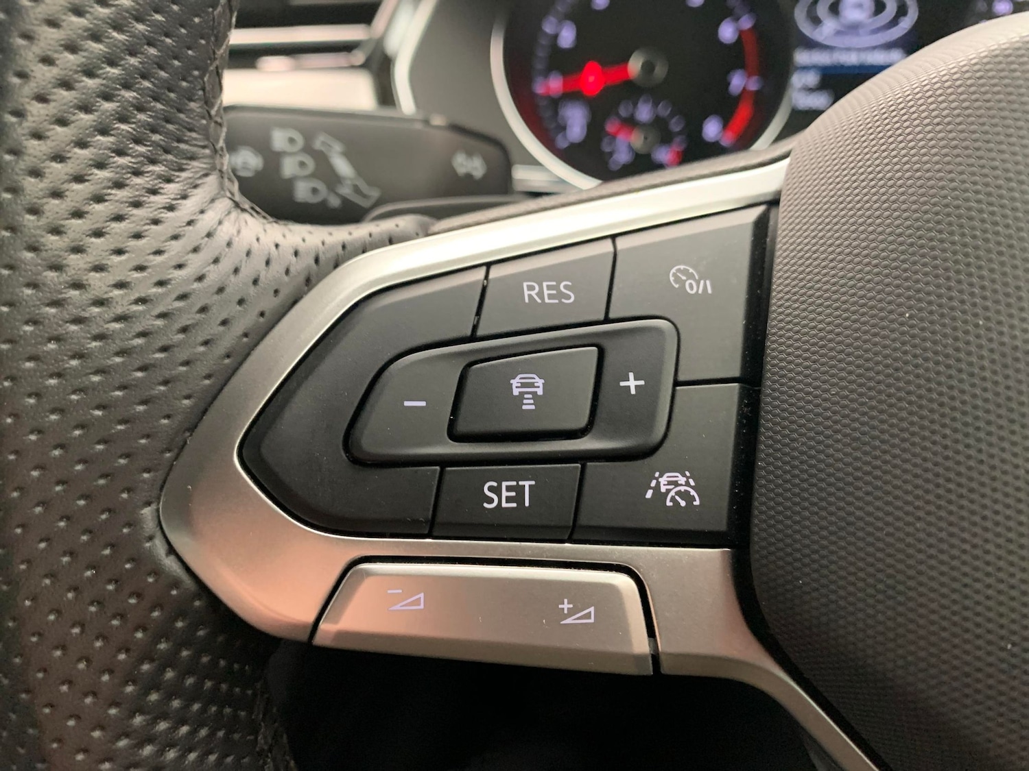 Used Volkswagen Passat 2023 for sale - 77240596: Photo 19