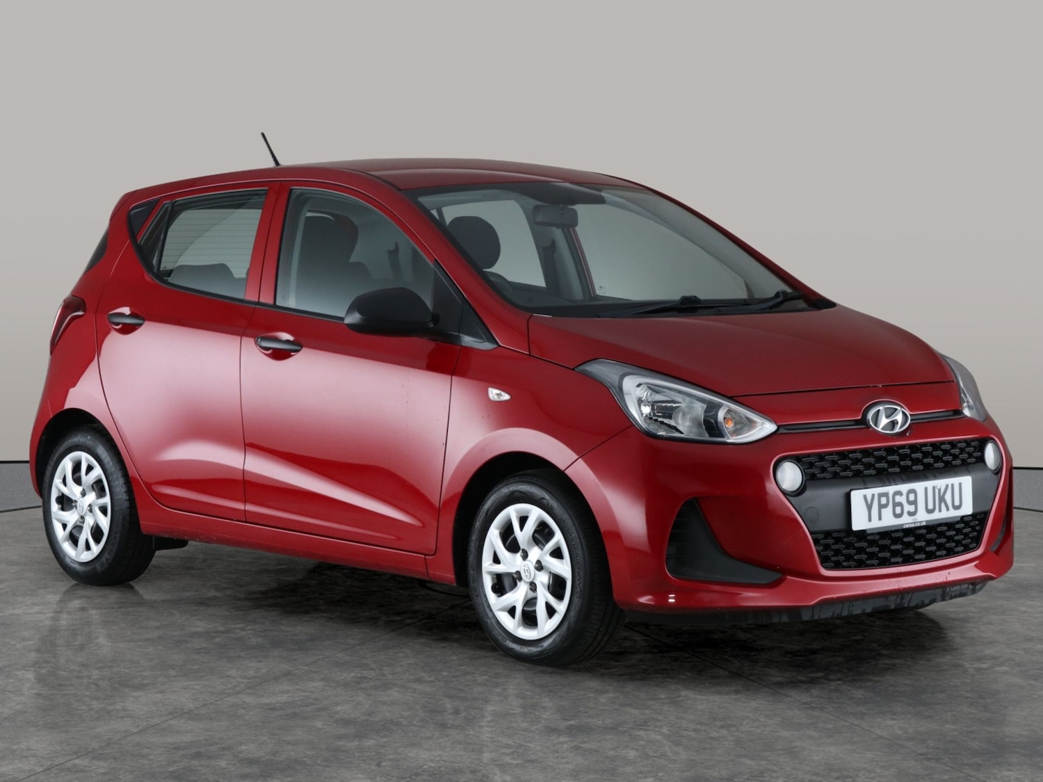 Used Hyundai i10 2019 for sale - 76725396: Photo 6