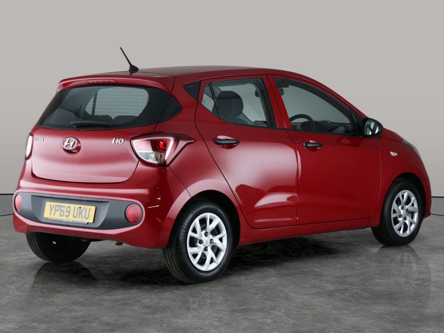 Used Hyundai i10 2019 for sale - 76725396: Photo 8