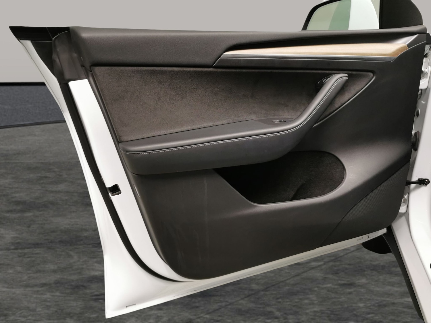 Used Tesla Model Y 2023 for sale - 78067918: Photo 28