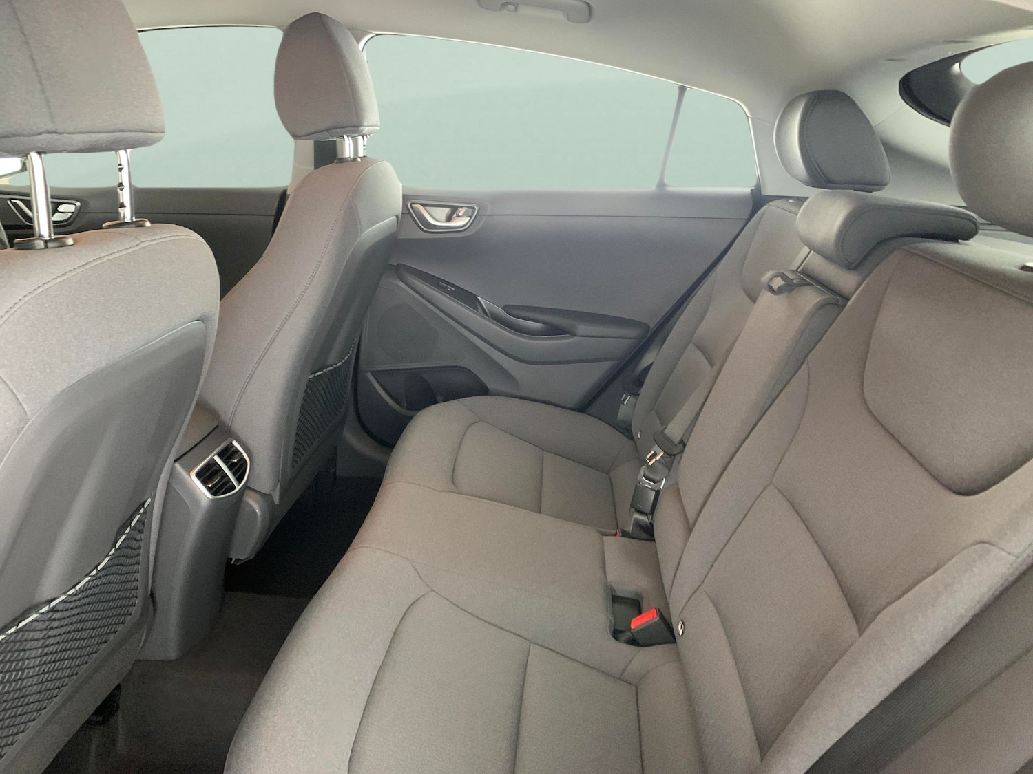 Used Hyundai IONIQ for sale - 76477596: Photo 31