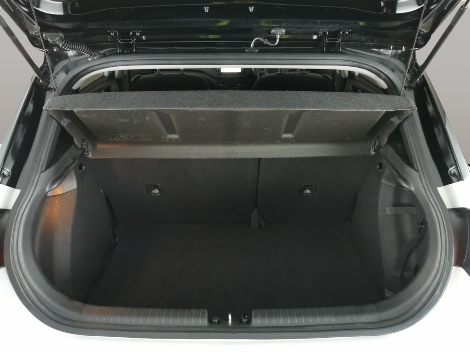 Used Hyundai i20 2020 for sale - 77047983: Photo 30