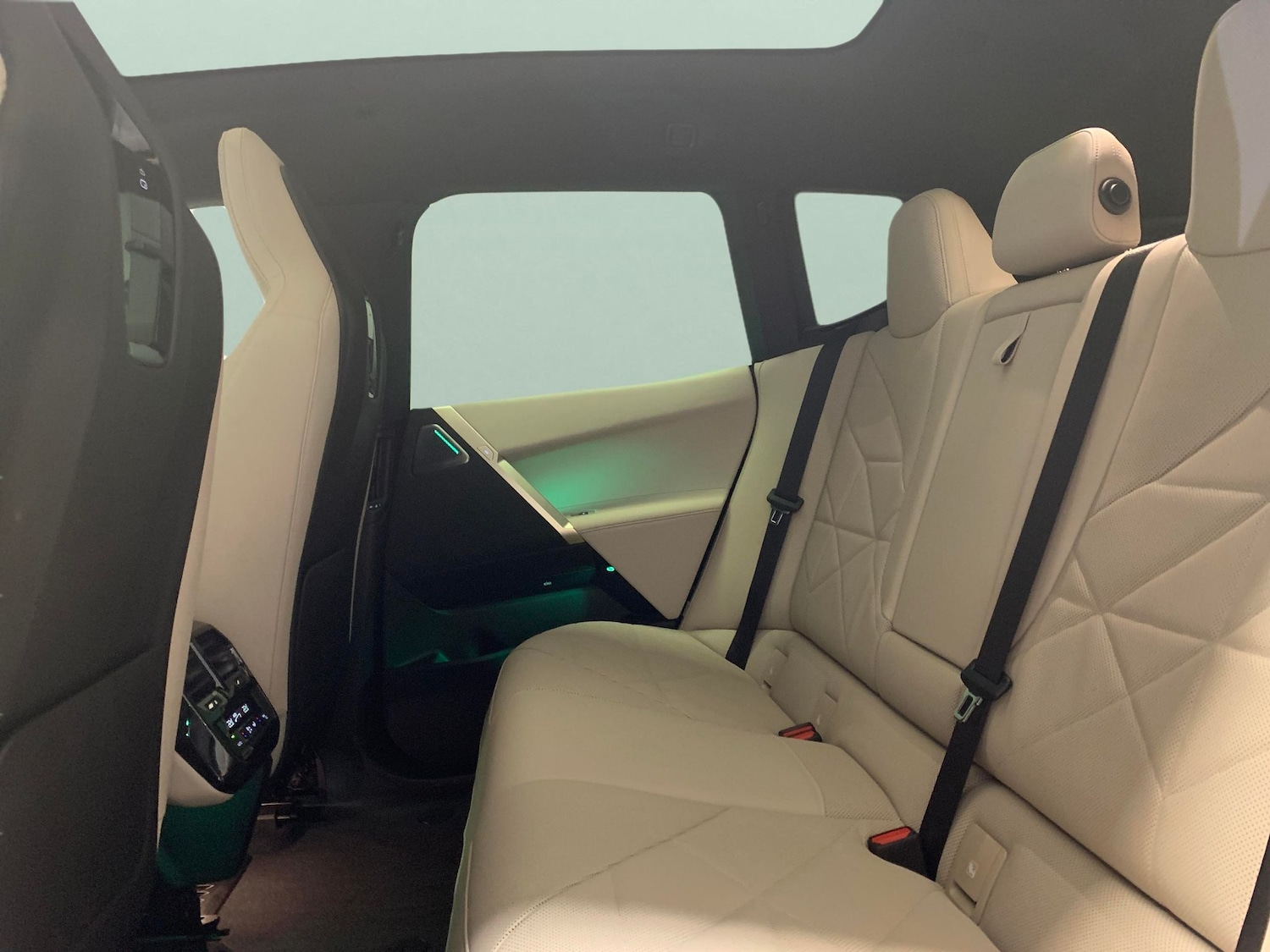 Used BMW iX 2024 for sale - 77294918: Photo 24