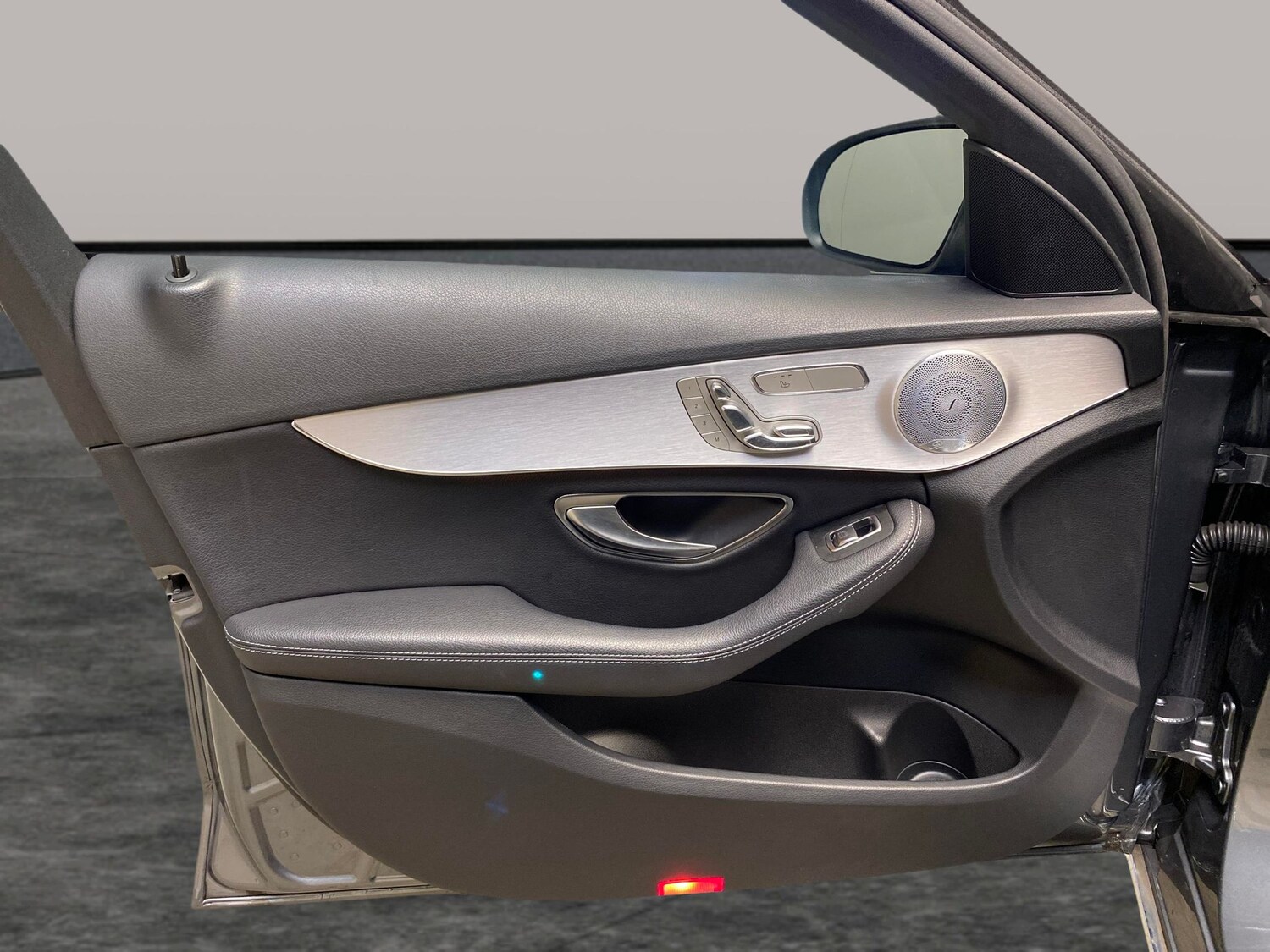 Used Mercedes-Benz C Class 2018 for sale - 78055550: Photo 26