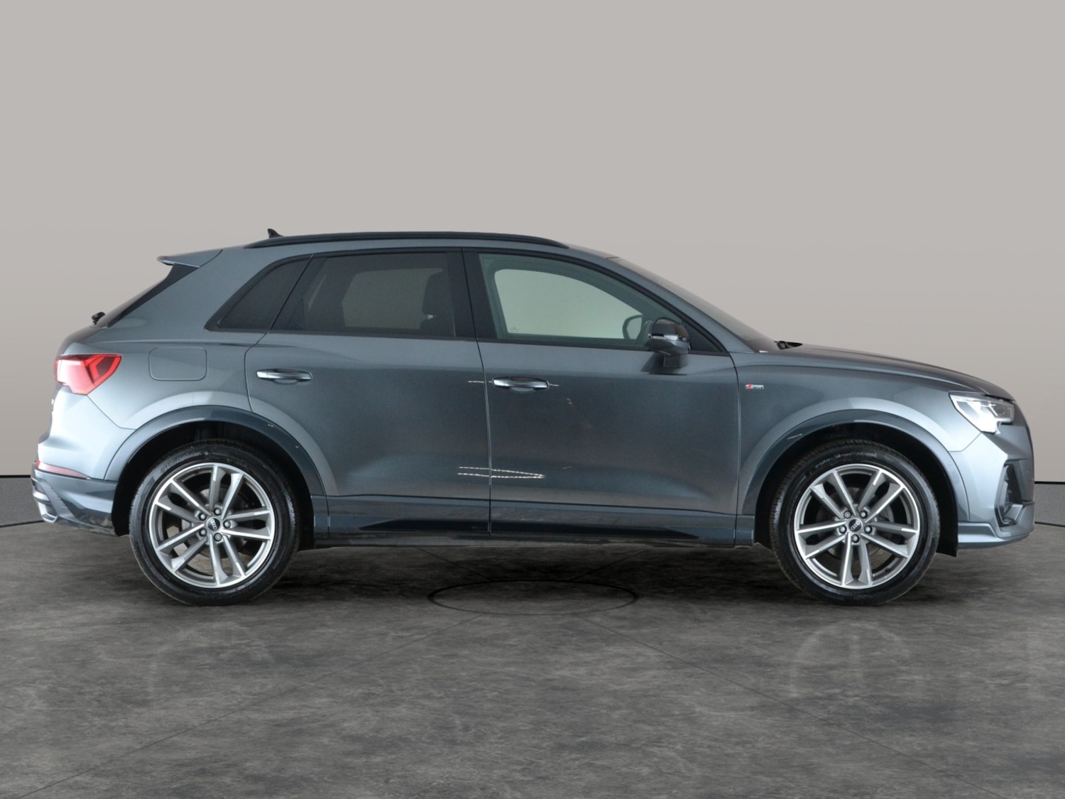 Used Audi Q3 2022 for sale - 77903705: Photo 8