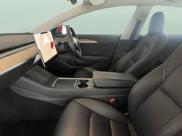 Used Tesla Model 3 2021 for sale - 76222459: Photo 6