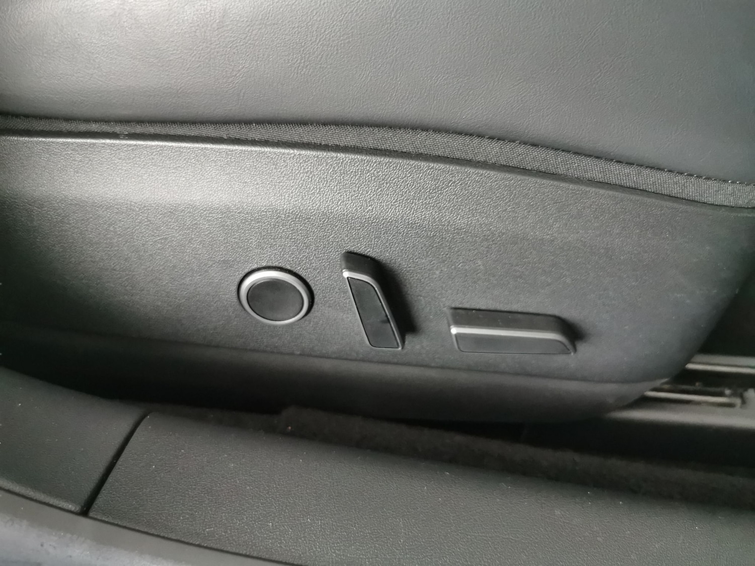 Used Tesla Model 3 2021 for sale - 76933495: Photo 25