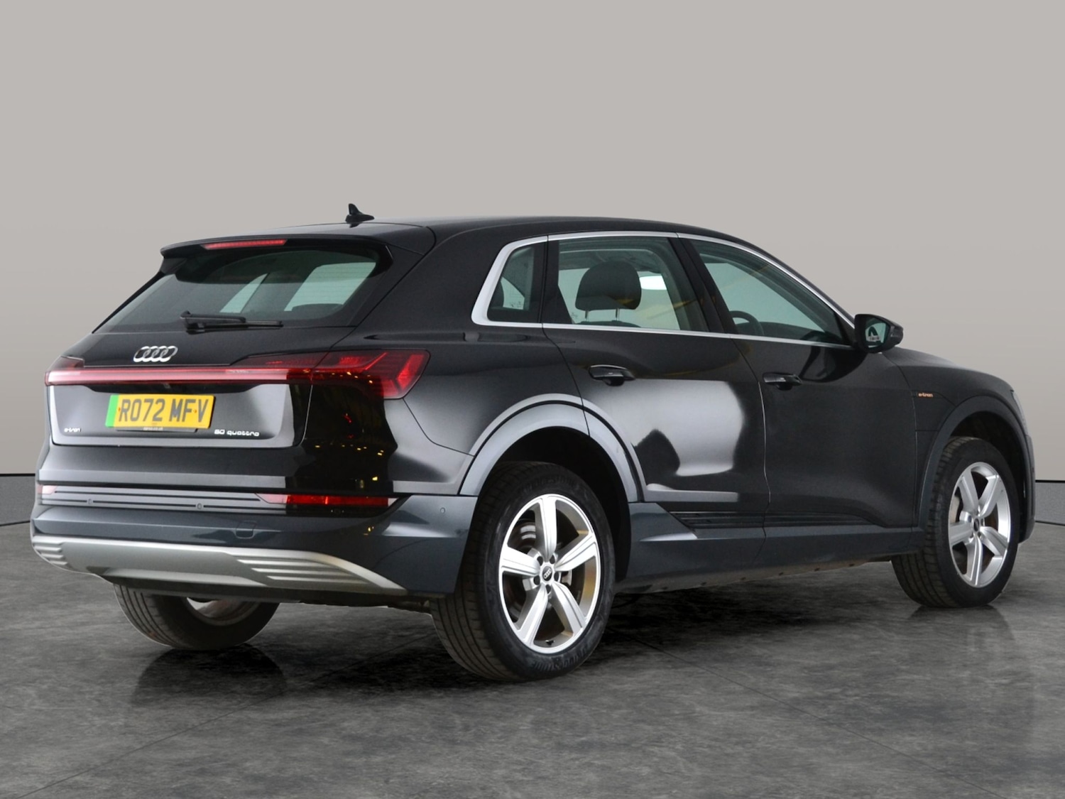 Used Audi e-tron 2022 for sale - 77846210: Photo 11