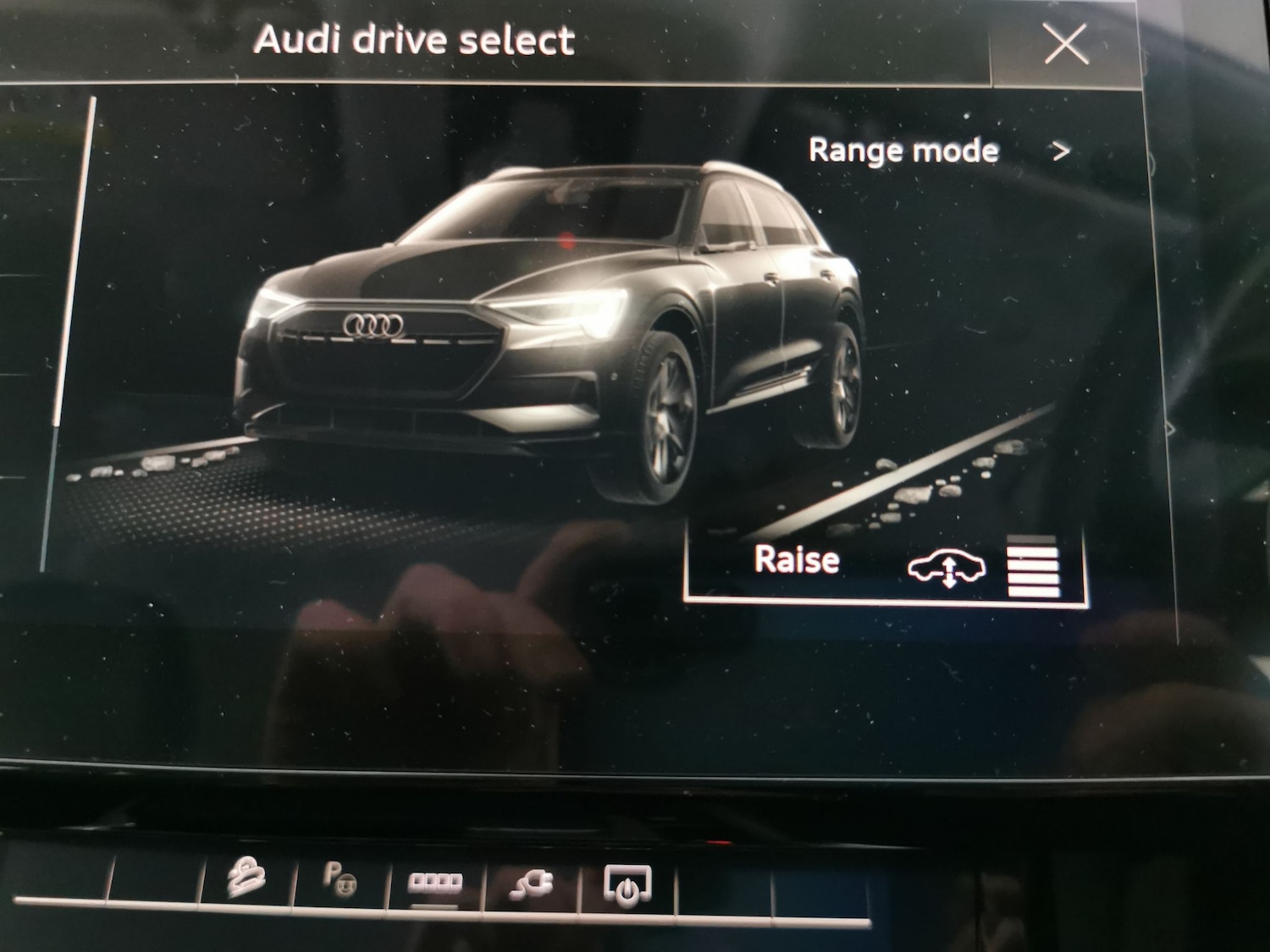 Used Audi e-tron 2022 for sale - 77846210: Photo 22