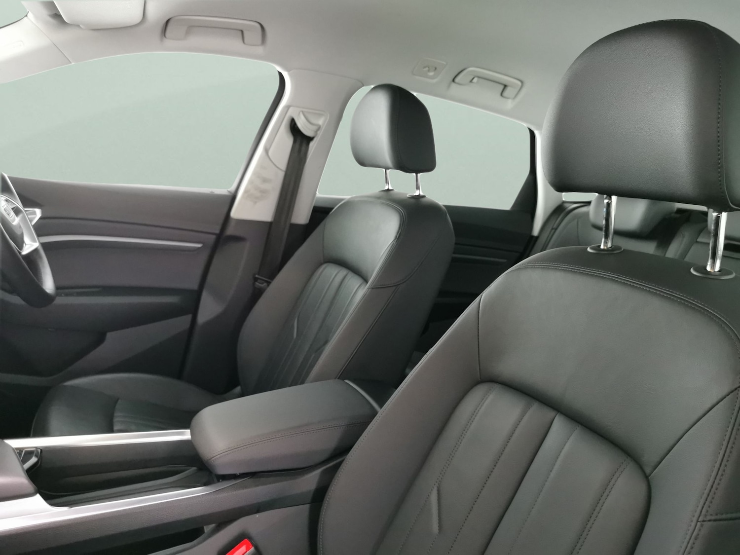 Used Audi e-tron 2022 for sale - 77846210: Photo 7