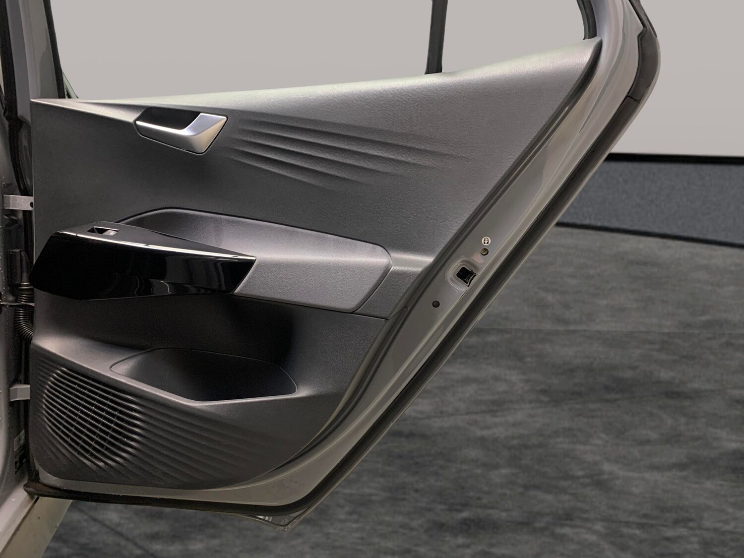 Used Volkswagen ID.3 2023 for sale - 77760296: Photo 23