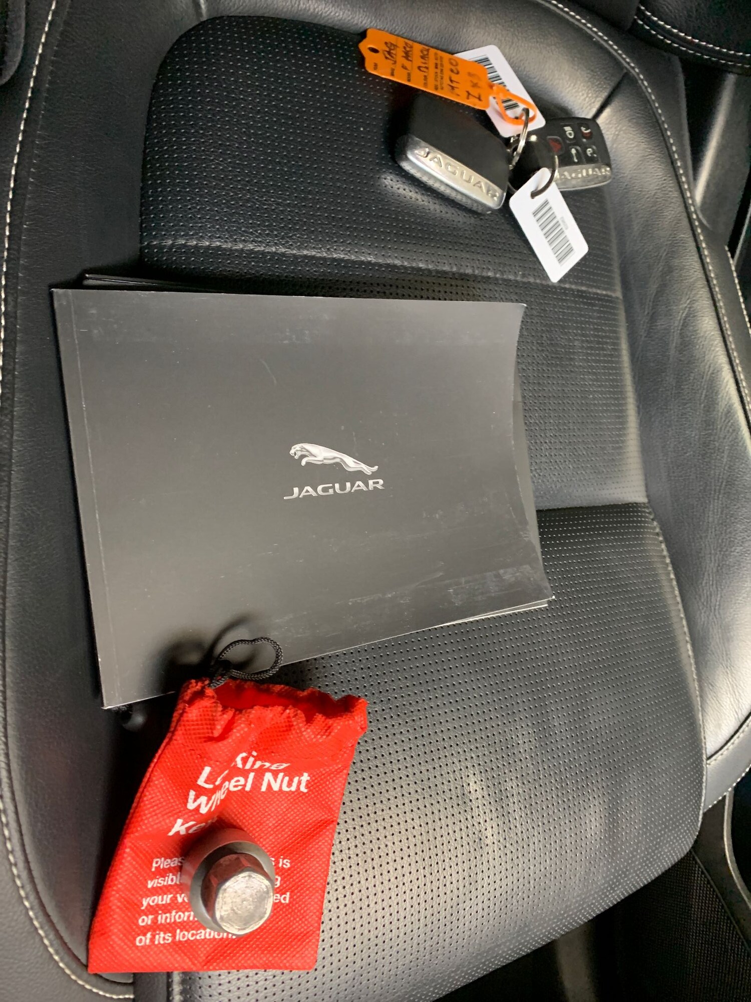 Used Jaguar F-Pace 2020 for sale - 77490440: Photo 32